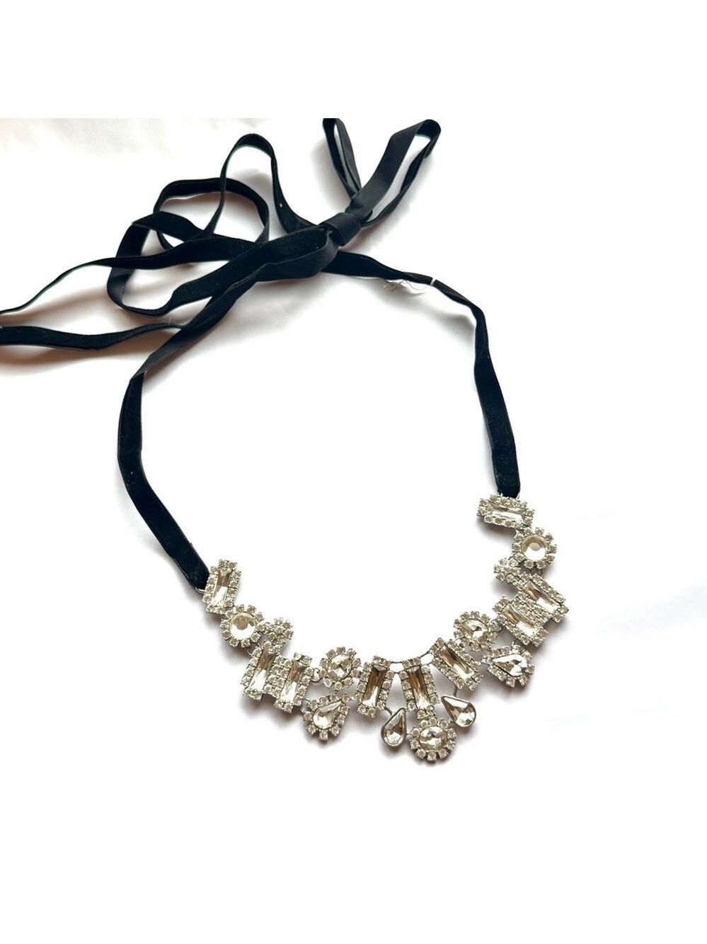 Black Velvet Ribbon Crystal Statement Necklace NWT